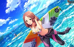  2girls 3boys bikini blue_sky blush bodysuit breasts brown_eyes cloud cloudy_sky day diving_suit dutch_angle english_text feet_out_of_frame floral_print forehead game_cg hand_up holding idolmaster idolmaster_cinderella_girls idolmaster_cinderella_girls_starlight_stage large_breasts lens_flare looking_at_viewer medium_hair multiple_boys multiple_girls navel official_art open_mouth outdoors parted_bangs print_bikini sawada_marina sky solo_focus sparkle standing surfboard swimsuit unzipped wading wetsuit white_bikini 