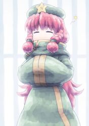  =_= adapted_costume beret blush braid closed_eyes coat cold commentary female hands_in_opposite_sleeves hat hat_ornament high_collar hong_meiling long_hair messy_hair outdoors red_hair shirosato solo star_(symbol) star_hat_ornament touhou twin_braids very_long_hair warming winter_clothes winter_coat 