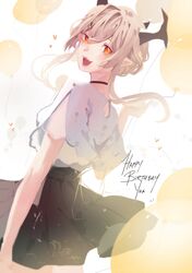  asagiri_yua_(vtuber) balloon black_skirt blouse female from_behind grey_shirt happy_birthday heart highres horns indie_virtual_youtuber looking_back oerba_yun_fang open_mouth orange_eyes pointy_ears sakai_eri_(illustratoreri) shirt short_hair skin_fang skirt smile solo virtual_youtuber 