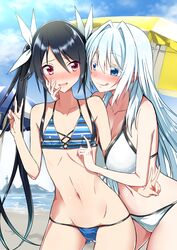  2girls :q beach bikini black_hair blue_bikini blue_eyes blue_sky blush breasts closed_mouth cloud commentary_request day double_v flat_chest hair_ribbon highres large_breasts long_hair multiple_girls navel ocean open_mouth ore_twintail_ni_narimasu outdoors parasol red_eyes ribbon sky smile swimsuit tongue tongue_out tsube_aika twintails twoearle umbrella v white_bikini white_hair white_ribbon yuri yuto_(dialique) 