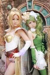  2girls cape circlet cosplay final_fantasy final_fantasy_iv green_hair multiple_girls photo rosa_farrell rosa_farrell_(cosplay) rydia rydia_(cosplay) square_enix summoner white_mage 