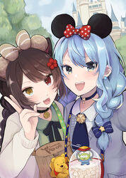  2girls alien_(toy_story) alternate_costume alternate_eye_color alternate_hairstyle animal_ears ascot bell black_choker black_ribbon blue_ascot blue_hair blue_sky bow braid brown_bow brown_hair cardigan cat_ears choker cinderella_castle cloud cloudy_sky commentary_request day disneyland earrings eyelashes fangs green_eyes gumball_machine hair_over_one_eye hairbow heterochromia highres hololive hoshimachi_suisei inui_toko jewelry jingle_bell long_hair looking_at_viewer merchandise mickey_mouse_ears multiple_girls neck_bell nijisanji open_mouth pendant_choker polka_dot polka_dot_bow red_bow red_eyes ribbon ringlets selfie shinomiya_shino_(sinosino141) sky smile star_(symbol) star_choker star_earrings stud_earrings tree tree_stump tsurime v virtual_youtuber wavy_hair winnie_the_pooh yellow_eyes 