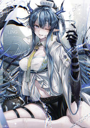  absurdres arknights barefoot black_shorts blue_eyes blue_hair breasts character_name coat commentary cup female grin hand_up highres holding holding_cup horns large_breasts ling_(arknights) long_hair looking_at_viewer midriff one_eye_closed pointy_ears senju_yosiyuki shirt short_shorts shorts smile solo tail thigh_strap thighs very_long_hair white_coat white_shirt 