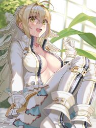  absurdres ahoge arm_support bad_id bad_pixiv_id blonde_hair breasts bridal_veil center_opening fate/extra fate/extra_ccc fate_(series) female full-length_zipper gloves green_eyes hair_intakes hand_up highres large_breasts naruse_(0819) nero_claudius_(bride)_(fate) nero_claudius_(fate) open_mouth short_hair sitting smile solo teeth veil white_gloves white_legwear white_sleeves zipper 