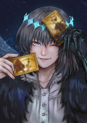  1boy ;p absurdres archer_class_(fate) bad_id bad_pixiv_id black_hair black_skin blue_background blue_eyes card colored_skin commentary fate/grand_order fate_(series) hi7of3he6 highres holding holding_card looking_at_viewer male_focus oberon_(fate) oberon_(third_ascension)_(fate) one_eye_closed rider_class_(fate) shirt smile solo spoilers tongue tongue_out upper_body white_shirt 