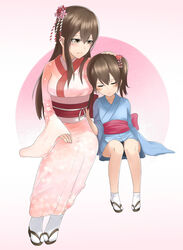  2girls age_difference age_regression aged_down akagi_(kancolle) brown_eyes brown_hair bu_li chinese_commentary closed_eyes commentary_request flower hair_flower hair_ornament hand_on_another&#039;s_head highres japanese_clothes kaga_(kancolle) kantai_collection kanzashi kimono multiple_girls sandals short_kimono side_ponytail sitting sleeping sleeves_past_wrists socks tabi tsumami_kanzashi 