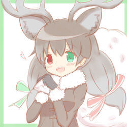  :d animal_ear_fluff animal_ears antlers black_gloves black_hair black_jacket blush commentary deer_ears female fur-trimmed_jacket fur-trimmed_sleeves fur_trim gloves green_background green_eyes hair_between_eyes hands_up heart heterochromia highres holding holding_sack horns jacket kemono_friends long_hair looking_at_viewer low-tied_long_hair red_eyes reindeer_(kemono_friends) reindeer_antlers reindeer_girl sack smile solo sunanuko_(ramuneko) teeth two-tone_background upper_body upper_teeth_only white_background 