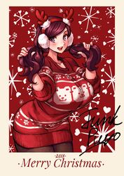  antlers beryl_(junkpuyo) breasts christmas christmas_sweater female happy highres junkpuyo large_breasts long_hair looking_at_viewer original short_twintails smile solo sweater tagme twintails 