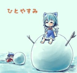  &gt;_&lt; 2girls barefoot blue_dress blue_hair blush_stickers bow chibi cirno clenched_teeth closed_eyes commentary_request dress dress_shirt flying_sweatdrops full_body hairbow hanemikakko ice ice_wings japanese_clothes kimono long_sleeves mini_person minigirl multiple_girls no_headwear outdoors puffy_short_sleeves puffy_sleeves pushing shirt short_hair short_sleeves sitting size_difference smile snow snowball snowman sukuna_shinmyoumaru teeth touhou translated wide_sleeves wings 