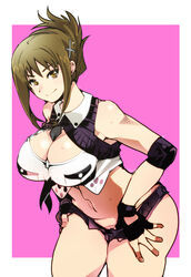  black_gloves breasts brown_eyes cleavage commentary_request crop_top female fingerless_gloves folded_ponytail gloves highres kisaragi_chitose large_breasts looking_at_viewer midriff navel photoshop_(medium) pink_background shin_guards shorts smile solo super_robot_wars super_robot_wars_v sweat thighs uchiuchi_keyaki 