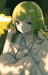  1boy androgynous bad_id bad_pixiv_id beamed_eighth_notes bird blue_eyes commentary_request eighth_note enkidu_(fate) fate/strange_fake fate_(series) green_hair highres japanese_white-eye long_hair male_focus munuko musical_note smile solo 