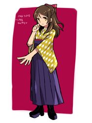  147 boots bow brown_hair commentary_request female full_body hairbow hakama hakama_skirt inazuma_eleven_(series) inazuma_eleven_go japanese_clothes kimono long_hair meiji_schoolgirl_uniform purple_hakama simple_background skirt solo standing tamon_karen yagasuri yellow_eyes 