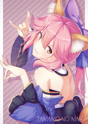  :3 animal_ears bare_shoulders bow character_name chromatic_aberration commentary_request detached_sleeves fal_(fal-se-0) fate/extra fate_(series) female fox_ears hairbow highres long_hair oerba_yun_fang photoshop_(medium) pink_hair ponytail solo striped striped_background tamamo_(fate) tamamo_no_mae_(fate/extra) yellow_eyes 