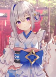  amane_kanata amane_kanata_(new_year) asymmetrical_hair bad_id bad_pixiv_id blue_hair blurry blurry_background blush cloud_print colored_inner_hair commentary_request female grey_hair hair_bun hair_ornament highres hololive japanese_clothes kimono looking_at_viewer multicolored_hair obi official_alternate_hairstyle outdoors purple_eyes rotmico sash short_hair single_hair_bun single_hair_intake smile solo torii two-tone_hair upper_body virtual_youtuber x_hair_ornament 