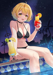  ahoge artist_name bat_hair_ornament bikini black_bikini black_choker blonde_hair blush breasts choker cocktail cup drink drinking_glass female hair_between_eyes hair_ornament halterneck highres holding holding_cup hololive hurricane_glass legs looking_at_viewer medium_breasts navel night night_sky oerba_yun_fang open_mouth outdoors palm_tree poolside short_hair sitting sky skyrail smile soaking_feet solo star_(sky) starry_sky string_bikini swimsuit tree tropical_drink virtual_youtuber yellow_eyes yozora_mel 