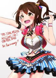  absurdres commentary_request female hair_ornament highres idolmaster idolmaster_million_live! kasuga_mirai microphone moment_(moment_607) one_side_up short_hair solo 