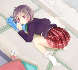  all_fours brown_hair chuunibyou_demo_koi_ga_shitai! commentary_request female frilled_pillow frills icho_private_high_school_uniform juice_box miyabi_(miyabi) pillow red_eyes school_uniform short_hair socks solo tatami tsuyuri_kumin 