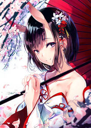  bare_shoulders black_hair blurry blurry_foreground blush branch closed_mouth collarbone commentary_request depth_of_field eien_no_juu_nana-sai fate/grand_order fate_(series) female flower hair_flower hair_ornament hands_up highres holding holding_umbrella horns japanese_clothes kimono long_sleeves looking_at_viewer off_shoulder oil-paper_umbrella oni petals photoshop_(medium) pink_flower purple_eyes red_flower red_rose red_umbrella rose shuten_douji_(fate) skin-covered_horns smile solo torii umbrella upper_body white_background white_flower white_kimono wide_sleeves 