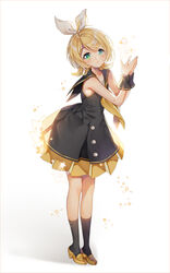  ahoge black_dress black_sailor_collar black_socks brown_footwear brown_neckerchief closed_mouth commentary dress female full_body green_eyes hair_ornament hair_ribbon hairclip hands_up kagamine_rin loafers long_hair looking_at_viewer mikumikudance neckerchief pingo pleated_dress ribbon sailor_collar sailor_dress shoes sleeveless sleeveless_dress socks solo sour_model_(mikumikudance) standing star_(symbol) symbol-only_commentary vocaloid white_background white_ribbon wrist_cuffs x_hair_ornament 