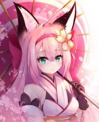  akiyama_neo animal_ears azur_lane black_gloves female fox_ears fox_girl gloves green_eyes hair_between_eyes hairband hanazuki_(azur_lane) highres holding holding_umbrella japanese_clothes kimono looking_at_viewer oil-paper_umbrella pink_hair pink_hairband print_umbrella sleeveless sleeveless_kimono solo umbrella upper_body white_kimono 