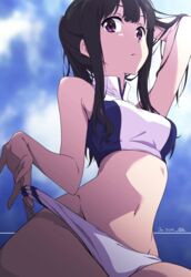  arm_behind_head black_hair blue_background breasts closed_mouth commentary_request dated female highres inoue_takina long_hair looking_at_viewer lycoris_recoil medium_breasts midriff navel nii_manabu purple_eyes signature solo sports_bra white_sports_bra 