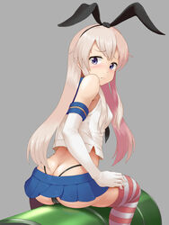  admiral_(kancolle) ass bad_id bad_pixiv_id blue_eyes blue_skirt blush butt_crack commentary_request drum_(container) elbow_gloves female from_behind gloves grey_background hairband highres kantai_collection long_hair looking_at_viewer looking_back purple_eyes raseruta shimakaze_(kancolle) simple_background sitting skirt solo straddling striped_clothes striped_thighhighs thighhighs white_gloves white_hair 