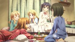  5girls alice_cartelet bed blush blush_stickers commentary_request food inokuma_youko kin-iro_mosaic komichi_aya kujou_karen lone_nape_hair multiple_girls oomiya_shinobu pajamas sitting stuffed_toy yuuki_tatsuya 