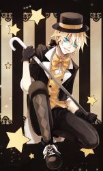  1boy argyle_clothes argyle_legwear blonde_hair blue_eyes bow bowtie cane commentary_request formal gloves hat kagamine_len lancha male_focus photoshop_(medium) ponytail solo suit top_hat tricker_(module) vocaloid yumekui_shirokuro_baku_(vocaloid) 