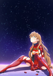  aged_up ass_visible_through_thighs blue_eyes bodysuit breasts cleavage evangelion:_3.0+1.0_thrice_upon_a_time eyepatch female hairpods highres hori_shin interface_headset long_hair looking_up medium_breasts neon_genesis_evangelion orange_hair pilot_suit plugsuit rebuild_of_evangelion red_bodysuit science_fiction sitting sky solo souryuu_asuka_langley star_(sky) starry_sky torn_bodysuit torn_clothes unworn_eyepatch unworn_headgear 