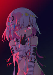  bare_shoulders black_gloves bondage_outfit chinese_commentary commentary covered_mouth crop_top detached_sleeves dohna_dohna_issho_ni_warui_koto_o_shiyou eyepatch female gloves hand_up highres ling_huanxiang long_sleeves looking_at_viewer multicolored_hair o-ring pink_hair porno_(dohna_dohna) purple_eyes revealing_clothes shirt sleeveless sleeveless_shirt solo two-tone_hair upper_body white_hair white_shirt white_sleeves 