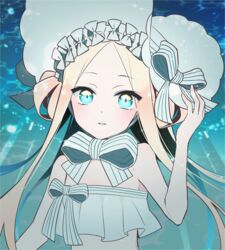  abigail_williams_(fate) abigail_williams_(swimsuit_foreigner)_(fate) abigail_williams_(swimsuit_foreigner)_(third_ascension)_(fate) bare_shoulders bikini blonde_hair blue_eyes blush bonnet bow breasts fate/grand_order fate_(series) female forehead hair_rings hairbow highres long_hair looking_at_viewer parted_bangs parted_lips sidelocks small_breasts smile solo suzukimadaka swimsuit twintails underwater very_long_hair white_bikini white_bow white_headwear 