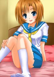  asahana_jun bed blush brown_hair commentary_request female higurashi_no_naku_koro_ni photoshop_(medium) ryuuguu_rena short_hair sitting skirt smile solo 