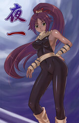  bare_shoulders bleach bodysuit dark-skinned_female dark_skin female long_hair ponytail purple_hair shihouin_yoruichi smile solo tonbidou very_long_hair yellow_eyes 