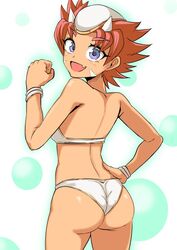  ass bare_shoulders blush breasts commentary_request cougar_(cougar1404) facial_mark female fuurai_no_shiren kirara_(fuurai_no_shiren) looking_at_viewer oerba_yun_fang open_mouth short_hair simple_background skin_fang smile solo swimsuit 