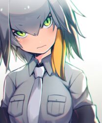  &gt;:( chromatic_aberration closed_mouth collared_shirt commentary eyelashes female frown green_eyes grey_hair grey_shirt hair_between_eyes head_tilt highres kemono_friends long_hair looking_at_viewer multicolored_eyes multicolored_hair necktie orange_hair pocket sanpaku shirt shishikai shoebill_(kemono_friends) short_sleeves sidelocks simple_background solo tsurime upper_body v-shaped_eyebrows white_background 