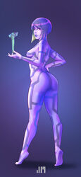  absurdres ass breasts colored_inner_hair colored_skin commentary cortana english_commentary eyebrows_hidden_by_hair female full_body green_hair halo:_combat_evolved halo_(series) hand_on_own_hip highres holding jafet_meza medium_breasts medium_hair multicolored_hair nude parted_lips purple_eyes purple_hair purple_skin solo tiptoes 