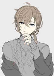  1boy ahoge aran_sweater bad_id bad_pixiv_id black_jacket brown_hair cable_knit closed_mouth ear_piercing grey_background grey_eyes grey_sweater hair_between_eyes hand_up head_tilt jacket kanae_(8th_costume)_(nijisanji) kanae_(nijisanji) long_sleeves looking_at_viewer male_focus nijisanji off_shoulder open_clothes open_jacket piercing shikino_yuki simple_background sleeves_past_wrists smile solo sweater upper_body virtual_youtuber 