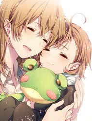  2girls :d ^_^ age_difference aged_down ahoge bad_id bad_pixiv_id brown_hair closed_eyes dsmile gekota lolicon medium_hair misaka_mikoto misaka_misuzu mother_and_daughter multiple_girls open_mouth smile stuffed_animal stuffed_frog stuffed_toy toaru_kagaku_no_railgun toaru_majutsu_no_index 