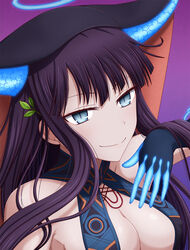  bare_shoulders black_dress black_gloves black_headwear blue_eyes blush breasts center_opening cleavage closed_mouth dress elbow_gloves fate/grand_order fate_(series) female gloves hair_ornament half-closed_eyes halo hasebe_akira large_breasts leaf_hair_ornament long_hair looking_at_viewer purple_background purple_hair slit_pupils smile solo very_long_hair yang_guifei_(fate) 