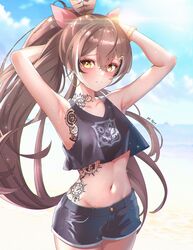  alternate_costume armpits artist_name black_hair black_shorts black_tank_top blush brown_eyes brown_hair cloud crop_top english_commentary feather_hair_ornament feathers female hair_ornament hair_ribbon highres hololive hololive_english lens_flare long_hair looking_at_viewer midriff multicolored_hair nanashi_mumei navel outdoors parted_lips ponytail ribbon short_shorts shorts sidelocks sk_jynx sky solo streaked_hair sun tank_top tattoo very_long_hair virtual_youtuber white_hair 