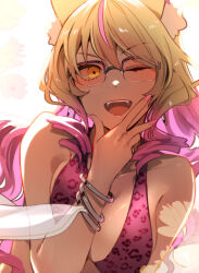  absurdres animal_ears animal_print bare_shoulders bikini blonde_hair bracelet breasts cleavage collarbone dark-skinned_female dark_skin eyewear_on_head fate/grand_order fate_(series) female fox_ears fox_girl gradient_hair highres jewelry large_breasts leopard_print long_hair looking_at_viewer multicolored_hair necklace one_eye_closed open_mouth pink_bikini pink_hair sidelocks smile solo sunglasses suzuka_gozen_(fate) suzuka_gozen_(swimsuit_rider)_(fate) suzuka_gozen_(swimsuit_rider)_(second_ascension)_(fate) swimsuit tan tia_(cocorosso) yellow_eyes 