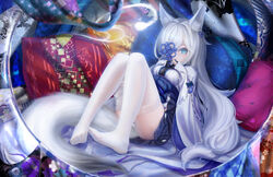  animal_ear_fluff animal_ears azur_lane bird black_gloves bowl chick commentary_request feet female flower_knot food fox_ears gloves green_eyes haika hair_over_one_eye highres holding holding_bowl japanese_clothes kasumi_(azur_lane) kimono long_hair mochi no_shoes one_eye_covered socks soles thighhighs thighs white_hair white_kimono white_thighhighs yagasuri 