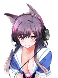  animal_ears ashigara_(azur_lane) azur_lane black_hair blue_shirt breasts cleavage commentary_request female headphones highres large_breasts long_hair looking_at_viewer no_bra red_eyes sailor_collar school_uniform schreibe_shura serafuku shirt short_sleeves simple_background solo upper_body white_background wolf_ears 