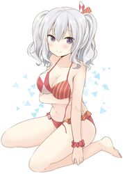  bikini breast_hold breasts collarbone commentary_request female frilled_bikini frills full_body grey_hair hat highres kantai_collection kashima_(kancolle) long_hair looking_at_viewer purple_eyes scrunchie sitting smile solo swimsuit twintails wariza white_hair wrist_scrunchie yoshikita_popuri 