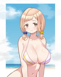  beach bikini blush breasts cleavage collarbone commentary_request female hair_ornament hayama_kamui highres huge_breasts idolmaster idolmaster_shiny_colors light_brown_hair light_smile looking_at_viewer multicolored_bikini multicolored_clothes navel outdoors sakuragi_mano short_twintails solo star_(symbol) star_hair_ornament stomach swimsuit twintails 