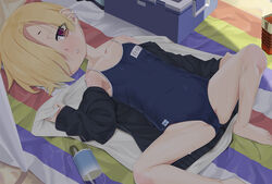  bad_id bad_pixiv_id bags_under_eyes barefoot blonde_hair blush competition_school_swimsuit earrings female flat_chest hair_over_one_eye hood hoodie idolmaster idolmaster_cinderella_girls jewelry looking_at_viewer lying miyamae_(miyazen9311) on_back one-piece_swimsuit open_clothes open_hoodie photoshop_(medium) red_eyes school_swimsuit shirasaka_koume short_hair sleeves_past_wrists solo spread_legs sweat swimsuit 