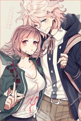  1boy backpack bad_id bad_pixiv_id bag blue_eyes cosplay costume_switch danganronpa_(series) danganronpa_2:_goodbye_despair female flipped_hair hair_ornament hairclip hood hoodie inseki_tarou jacket komaeda_nagito komaeda_nagito_(cosplay) medium_hair nanami_chiaki nanami_chiaki_(cosplay) pink_eyes pink_hair smile thighhighs translated triangle_mouth white_hair 