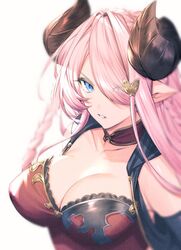  blue_eyes breasts cleavage collar commentary_request draph dress elbow_gloves eyes_visible_through_hair female gloves granblue_fantasy hair_ornament hair_over_one_eye hairpin horns large_breasts looking_at_viewer matsuki_tou narmaya_(granblue_fantasy) one_eye_covered parted_lips pink_hair pointy_ears solo upper_body 