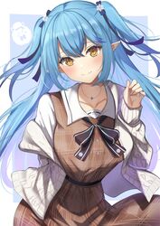  black_bow blue_hair blush bow breasts brown_dress cardigan closed_mouth commentary_request dress female floating_hair hair_between_eyes hair_ribbon highres hololive large_breasts long_hair long_sleeves looking_at_viewer menmen_(menmen13s) multicolored_hair off_shoulder official_alternate_costume official_alternate_hairstyle open_cardigan open_clothes pointy_ears ribbon smile solo streaked_hair two_side_up virtual_youtuber white_cardigan yellow_eyes yukihana_lamy yukihana_lamy_(casual) yukimin_(yukihana_lamy) 