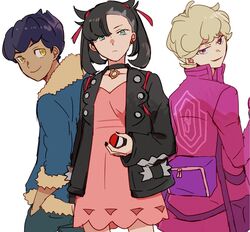  2boys asymmetrical_hair bede_(pokemon) black_choker black_hair black_jacket blonde_hair blue_jacket choker commentary_request cowboy_shot dress female fur_trim green_eyes hands_in_pockets highres hinata_(ryohinata) holding holding_poke_ball hop_(pokemon) jacket looking_at_viewer looking_back marnie_(pokemon) medium_hair multiple_boys parted_lips pink_dress poke_ball poke_ball_(basic) pokemon pokemon_swsh purple_eyes purple_hair purple_jacket silver_trim simple_background smile smirk twintails undercut white_background yellow_eyes 